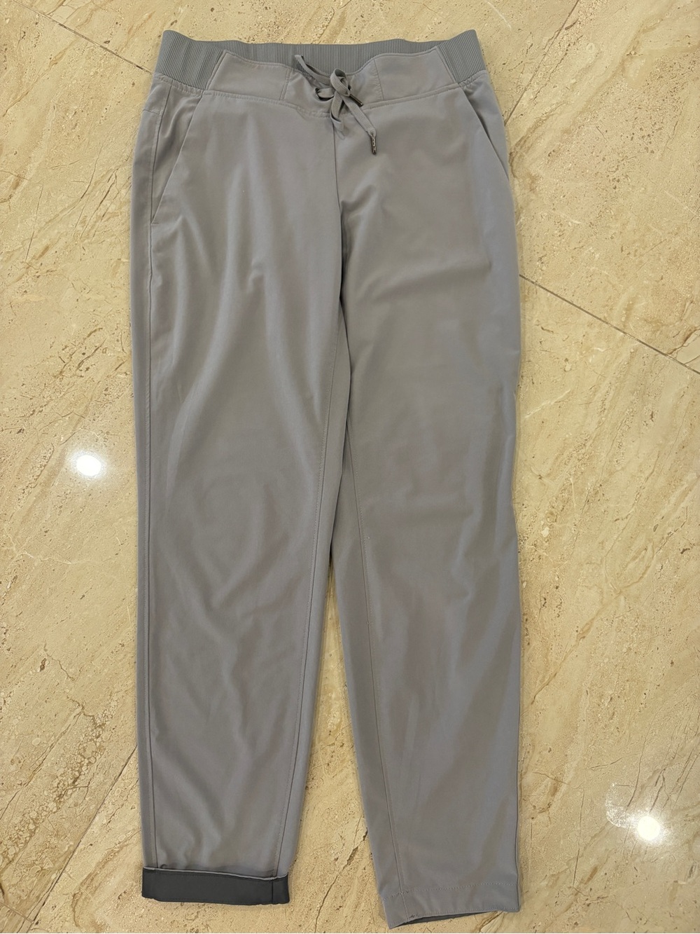 Athleta Light Gray Cropped Drawstring Joggers